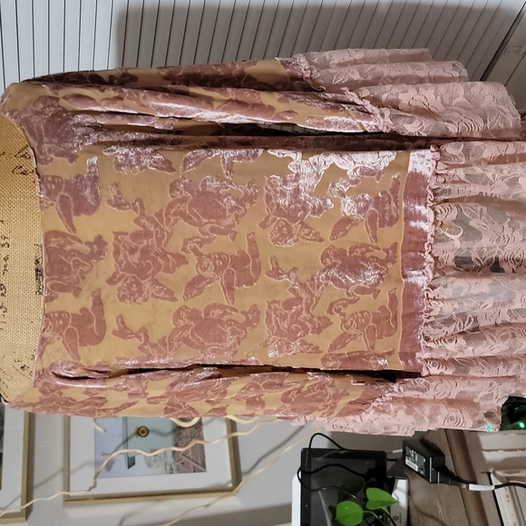 Vintage inspired Lace Top - Picture 4 of 4